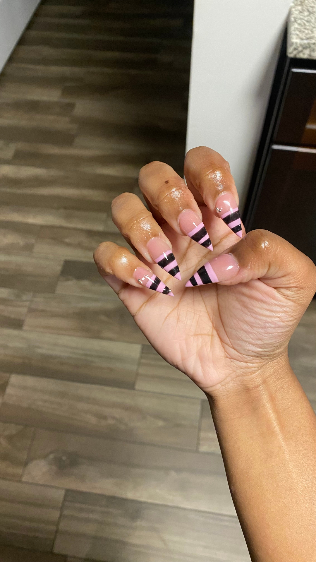 Pink and black striped stiletto nail set